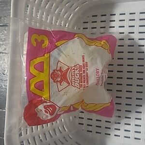 Mighty Ducks  "Mallory" Happy Meal Toy